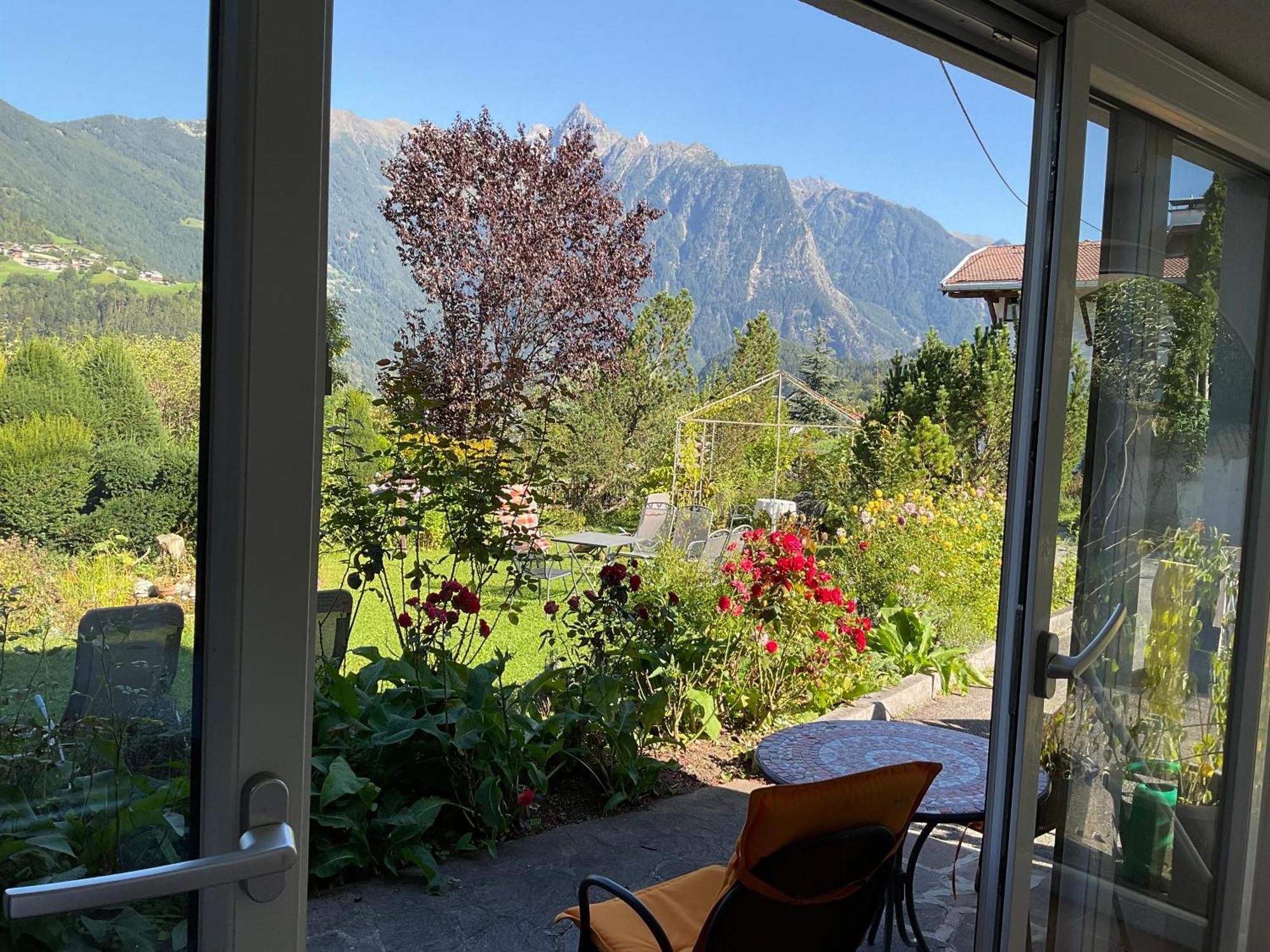 Double Room With A Kitchenette And Private Bathroom In A Beautiful Surrounding Sautens Eksteriør billede